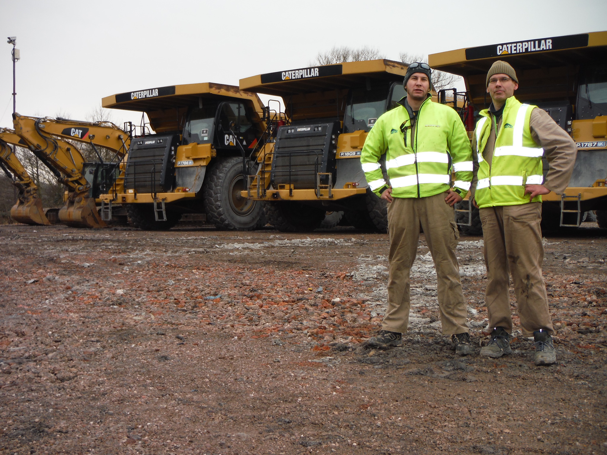 Inspection of CAT 777E trucks